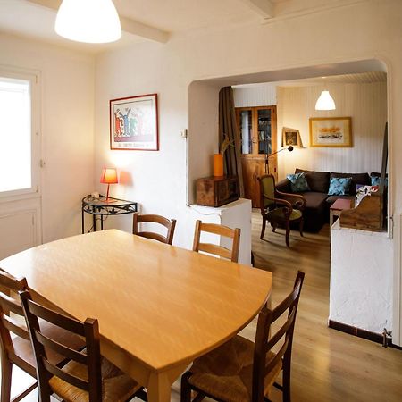 Gite Rue Tranquille Padern Kültér fotó